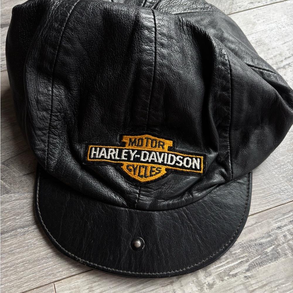 Harley-Davidson Black Leather Cap with Gold & White Patch
